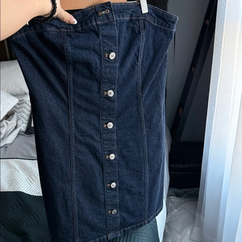 Classic Dark Blue Button-Front Denim Skirt- Abercrombie BRAND NWT - Picture 6 of 7